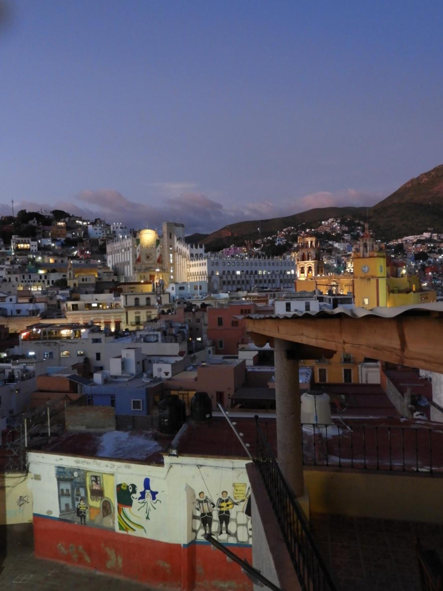 Plaza San Cayetano Panoramic House Hotel Guanajuato Exterior photo