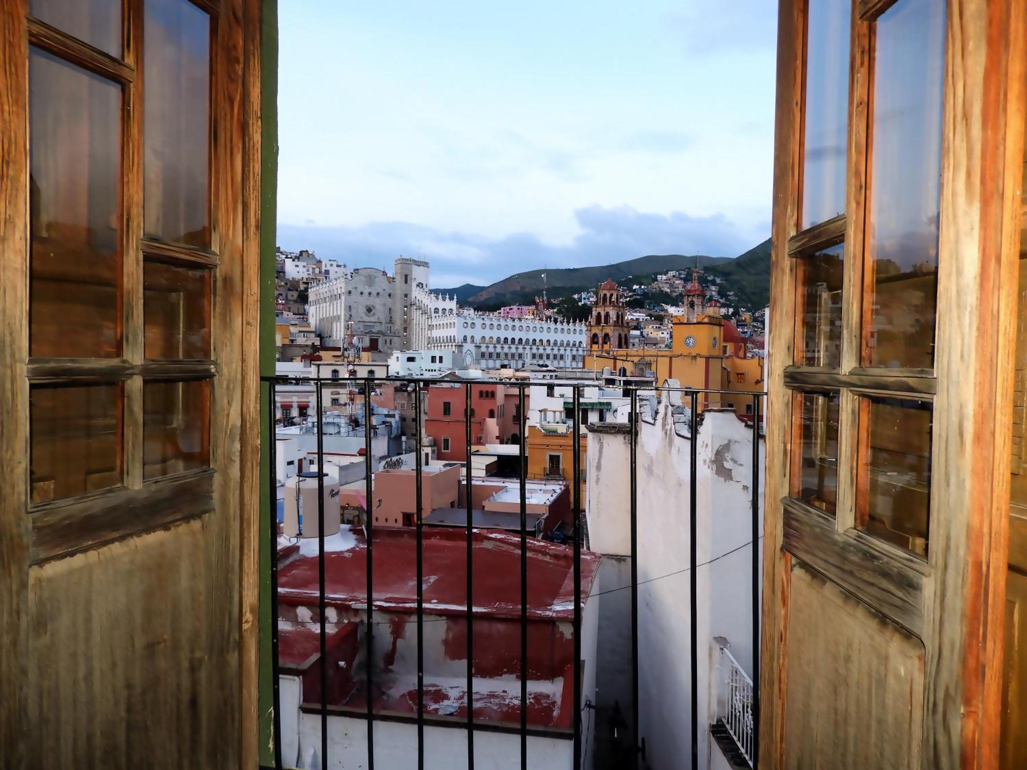 Plaza San Cayetano Panoramic House Hotel Guanajuato Exterior photo